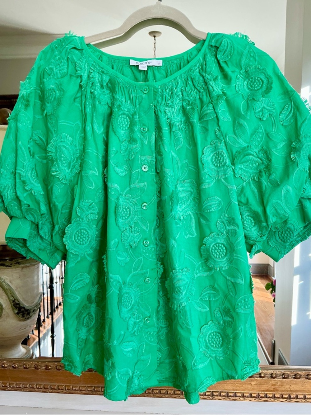 Chico's Kelly Green Floral Embroidered Button-Front Blouse
